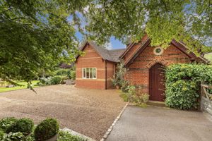 Photo 32- click for photo gallery